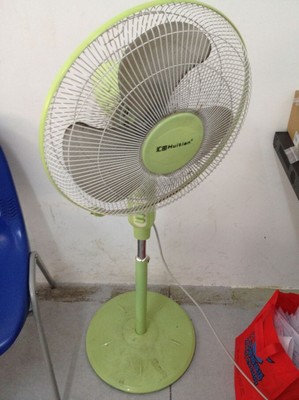 誠意低價(jià)轉(zhuǎn)讓9.5成新及全新家具家電，個(gè)人直轉(zhuǎn)非商家，附大量實(shí)圖